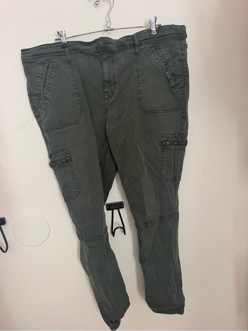 Ava & Viv Olive Cargo Pants